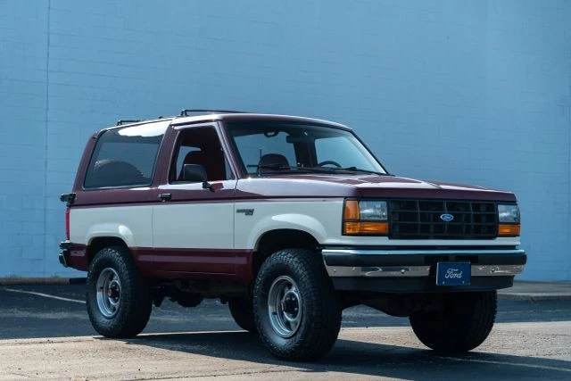 1989 Ford Bronco 4th Gen - Image 8 of 16