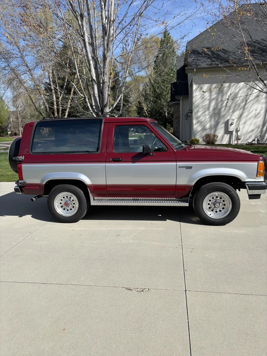 1989 Ford Bronco II - Image 3 of 31