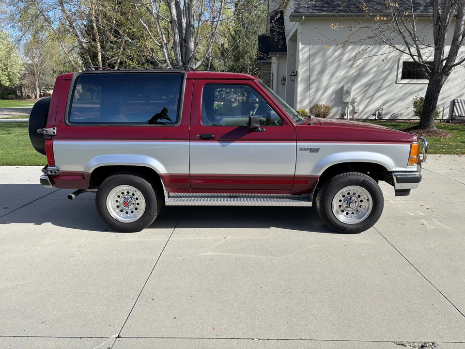 1989 Ford Bronco II - Image 2 of 31