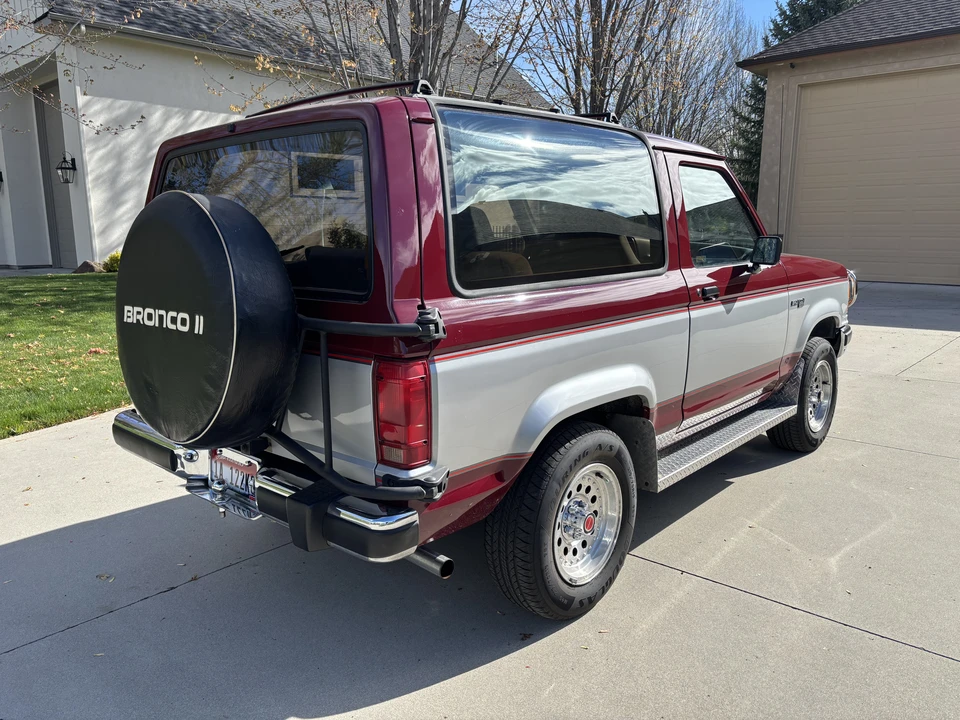 1989 Ford Bronco II - Image 4 of 31
