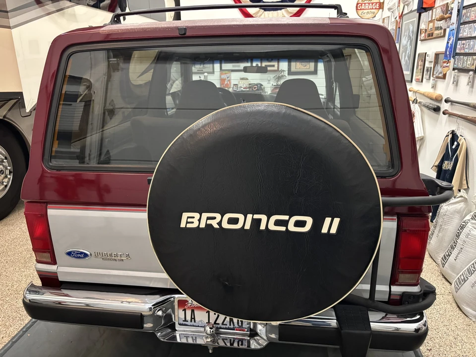 1989 Ford Bronco II - Image 29 of 31