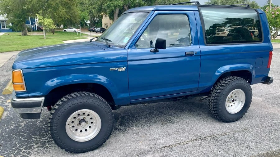 1989 Ford Bronco II - Image 2 of 8