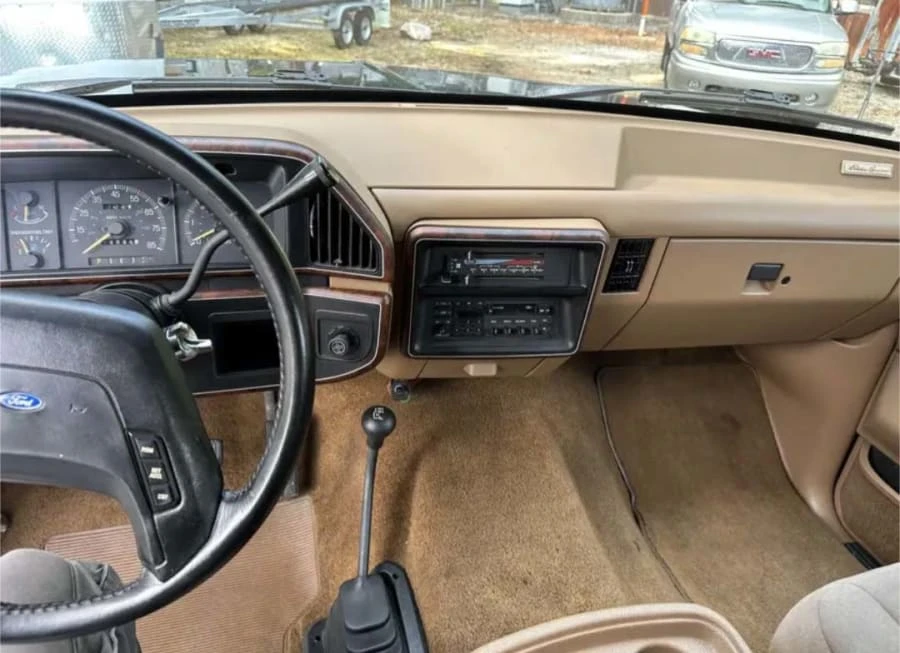 1989 Ford Bronco 4th Gen - Image 5 of 6