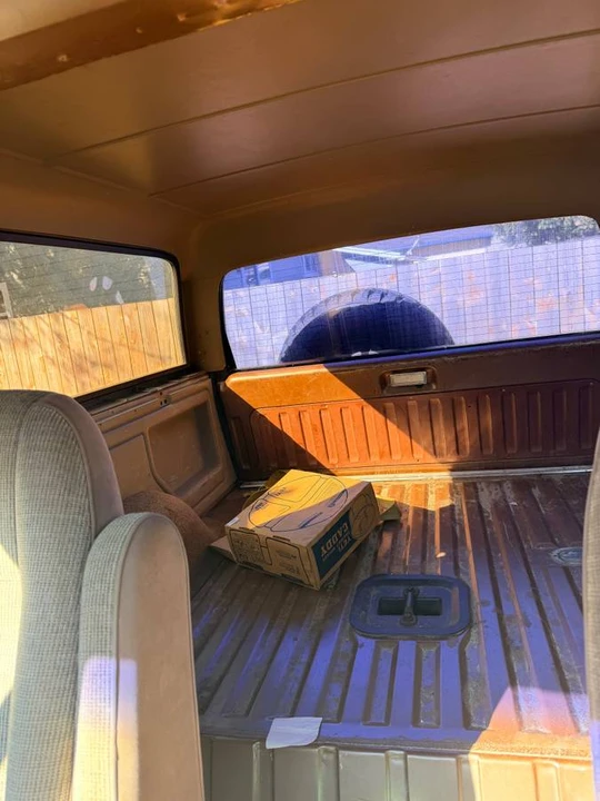 1989 Ford Bronco 4th Gen - Image 2 of 9