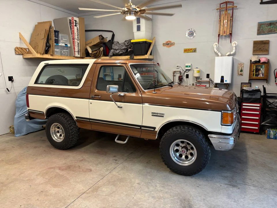 1989 Ford Bronco 4th Gen - Image 24 of 24