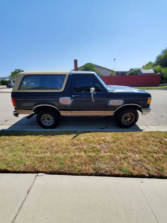 1989 Ford Bronco 4th Gen - Image 2 of 12