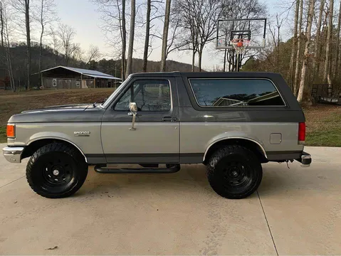 1989 Ford Bronco XLT
