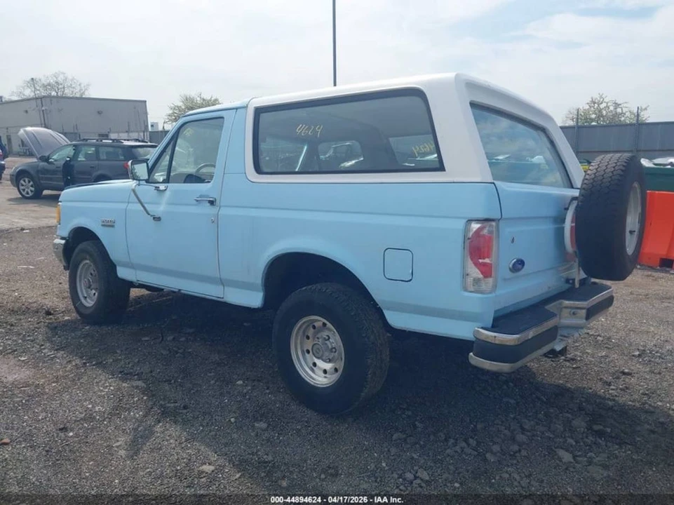1989 Ford Bronco 4th Gen - Image 3 of 11