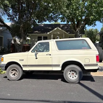 1989 Ford Bronco XLT