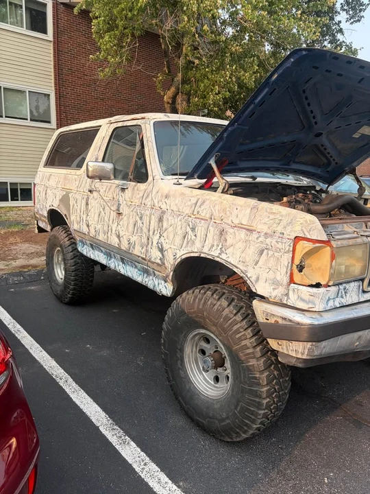 1989 Ford Bronco 4th Gen - Image 2 of 7