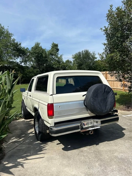 1989 Ford Bronco 4th Gen - Image 2 of 5