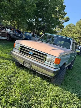 1989 Ford Bronco XLT