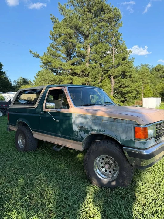 1989 Ford Bronco 4th Gen - Image 2 of 6