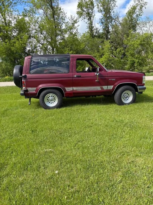 1989 Ford Bronco 4th Gen - Image 2 of 3