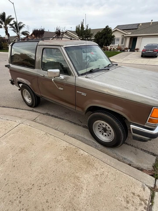 1989 Ford Bronco 4th Gen - Image 3 of 8