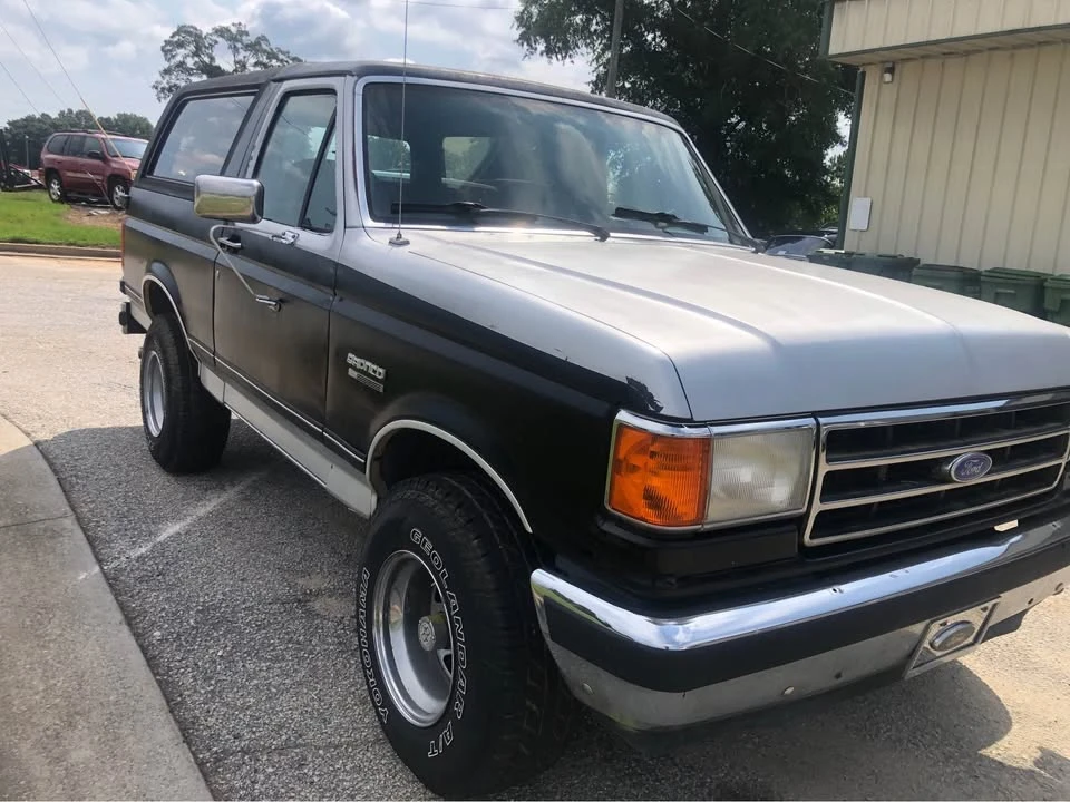 1989 Ford Bronco 4th Gen - Image 2 of 7