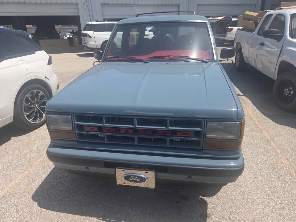 1989 Ford Bronco 4th Gen - Image 6 of 9