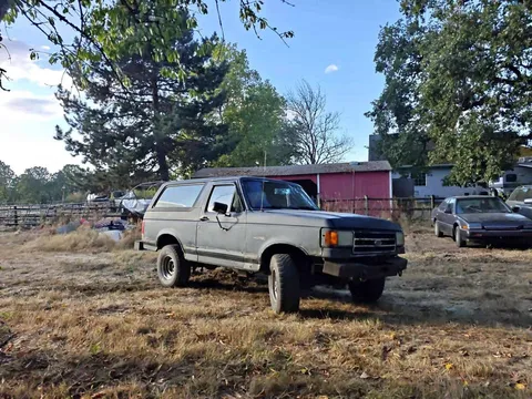 1989 Ford Bronco Sport Utility 2D