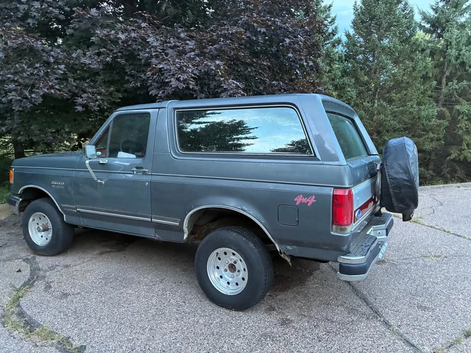 1989 Ford Bronco 4th Gen - Image 3 of 10
