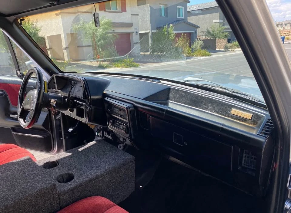 1989 Ford Bronco 4th Gen - Image 12 of 13