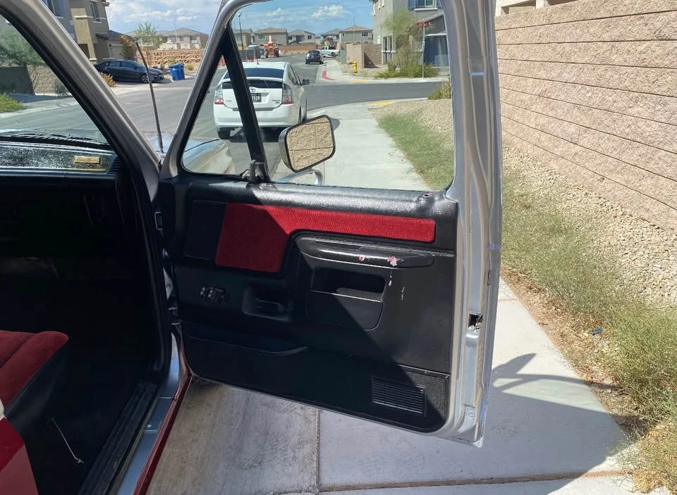 1989 Ford Bronco 4th Gen - Image 10 of 13