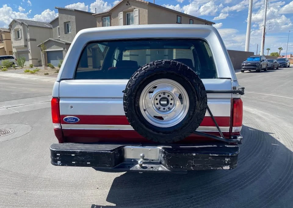 1989 Ford Bronco 4th Gen - Image 8 of 13