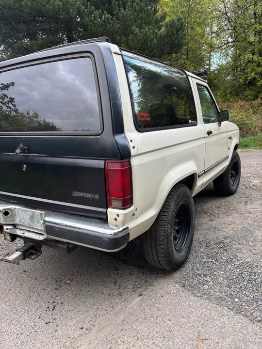 1989 Ford Bronco 4th Gen - Image 5 of 8