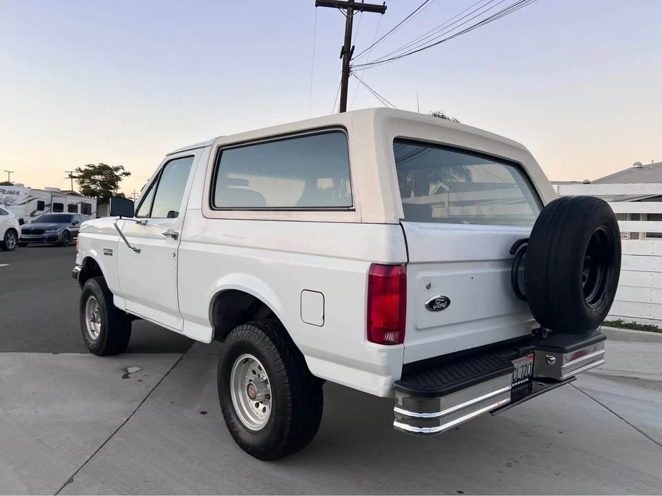 1989 Ford Bronco 4th Gen - Image 5 of 14