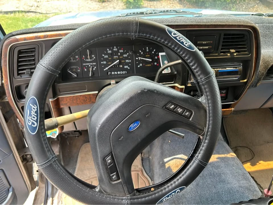 1989 Ford Bronco 4th Gen - Image 5 of 7