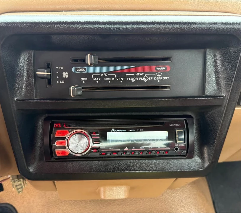 1989 Ford Bronco 4th Gen - Image 14 of 20