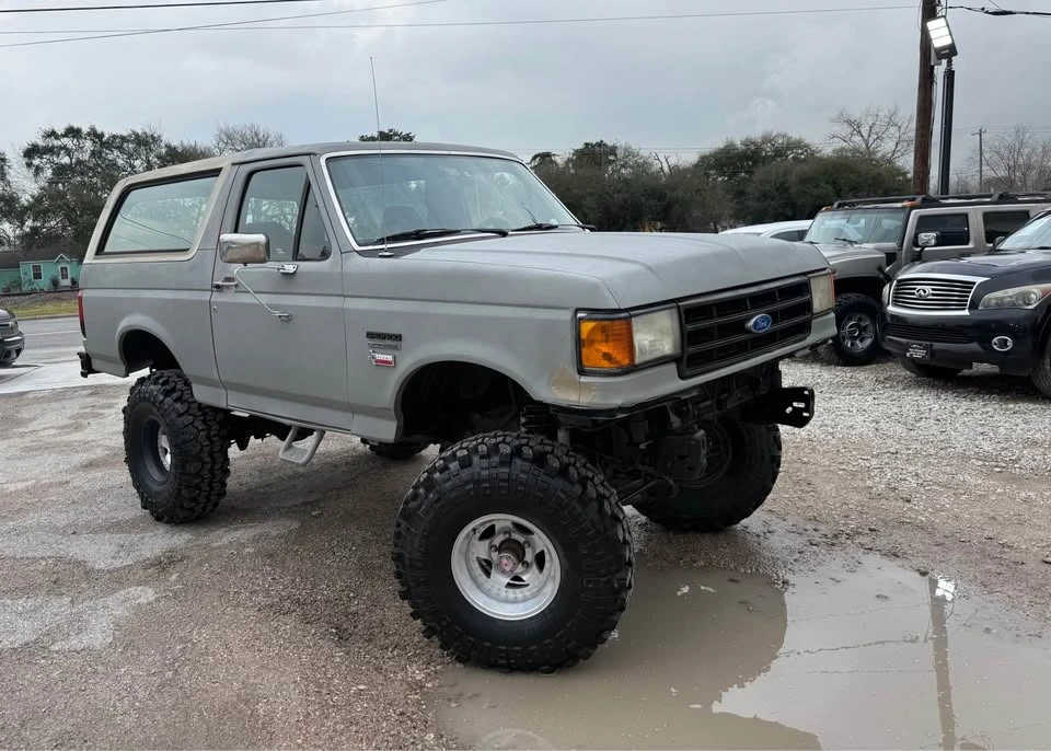 1989 Ford Bronco 4th Gen - Image 2 of 20