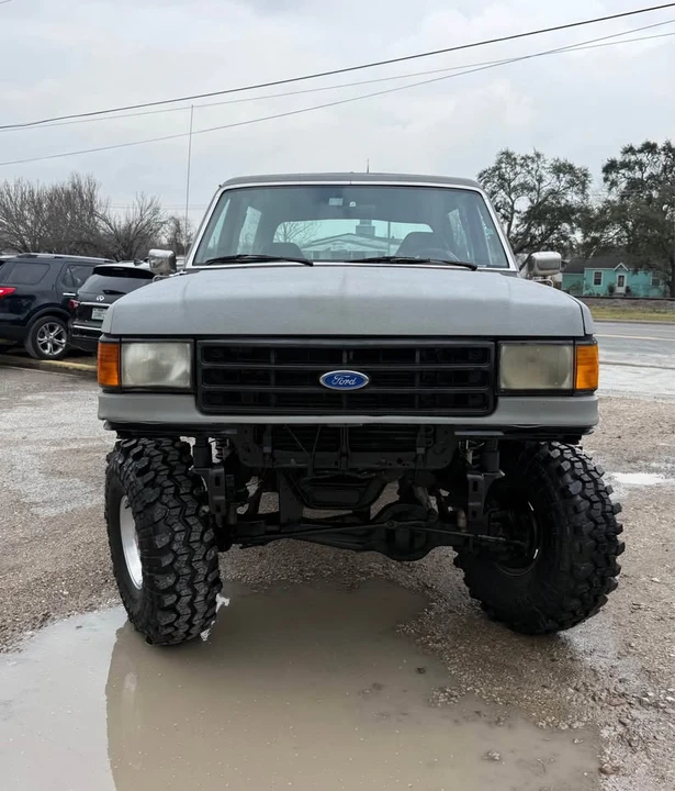 1989 Ford Bronco 4th Gen - Image 3 of 20
