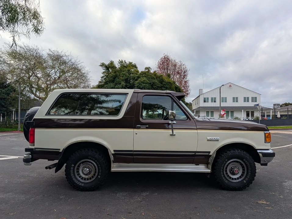 1989 Ford Bronco 4th Gen - Image 3 of 21