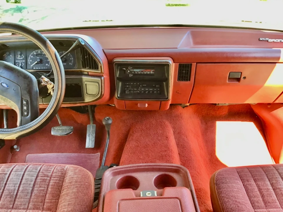 1989 Ford Bronco II - Image 18 of 21