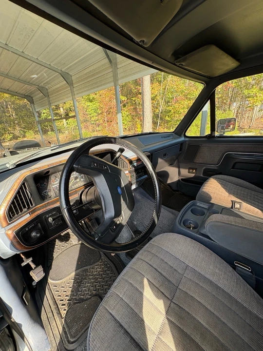 1989 Ford Bronco 4th Gen - Image 9 of 16