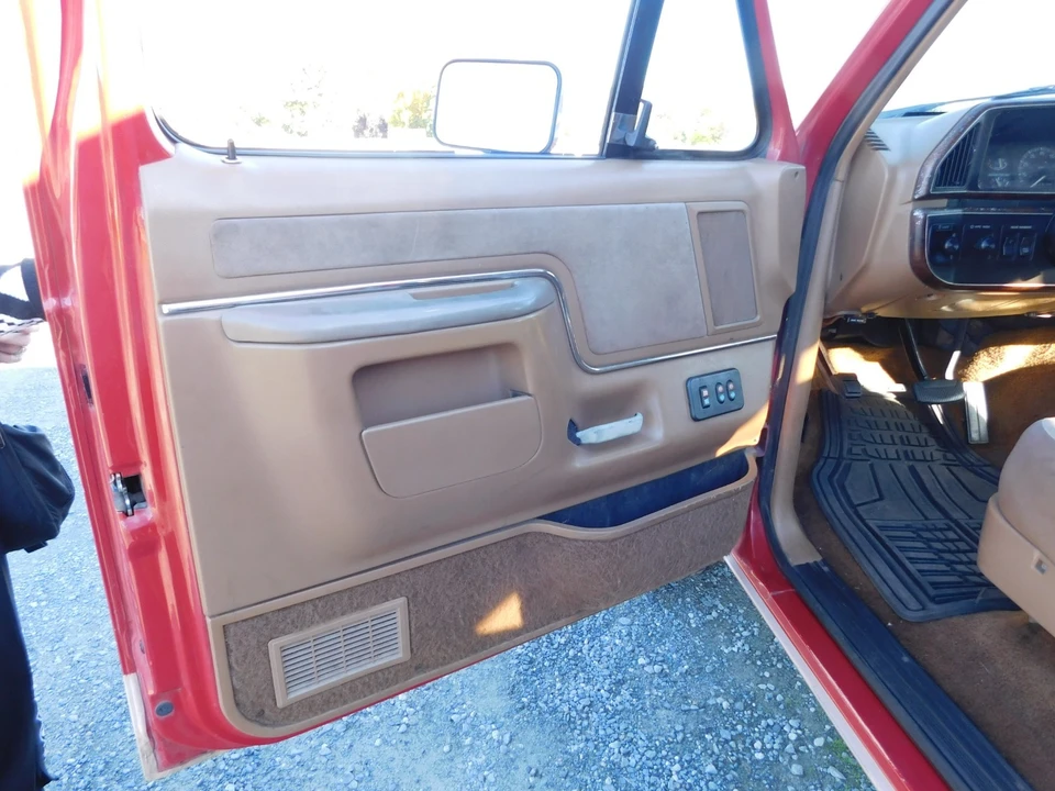1989 Ford Bronco 4th Gen - Image 16 of 21
