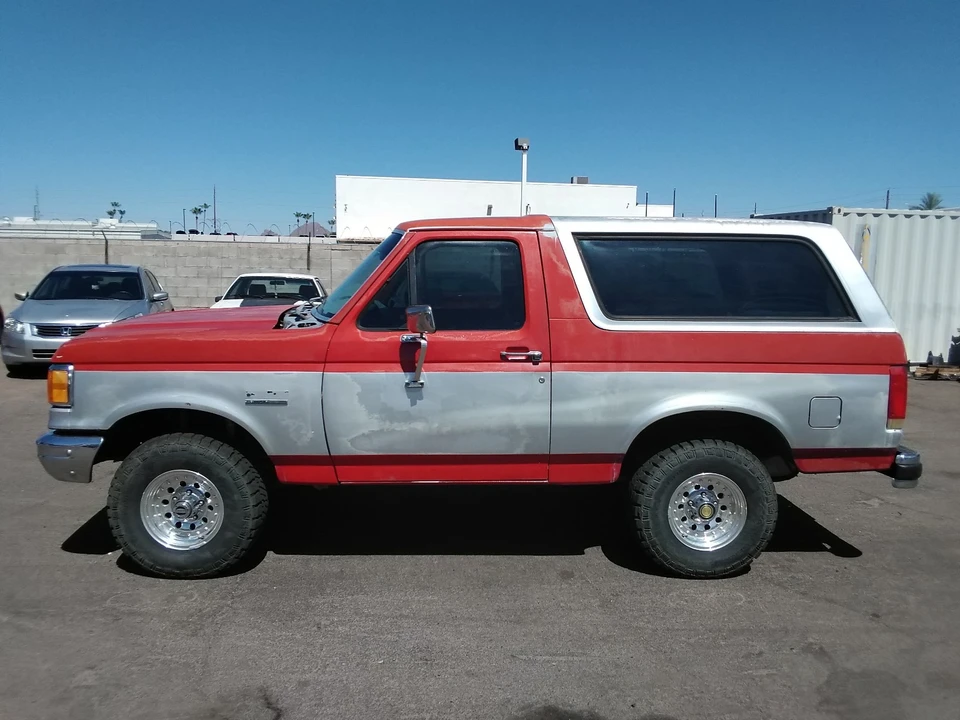 1989 Ford - Image 12 of 24