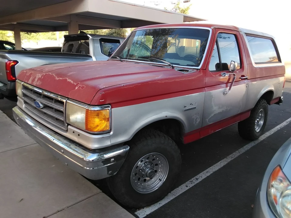 1989 Ford Bronco 4th Gen - Image 2 of 31