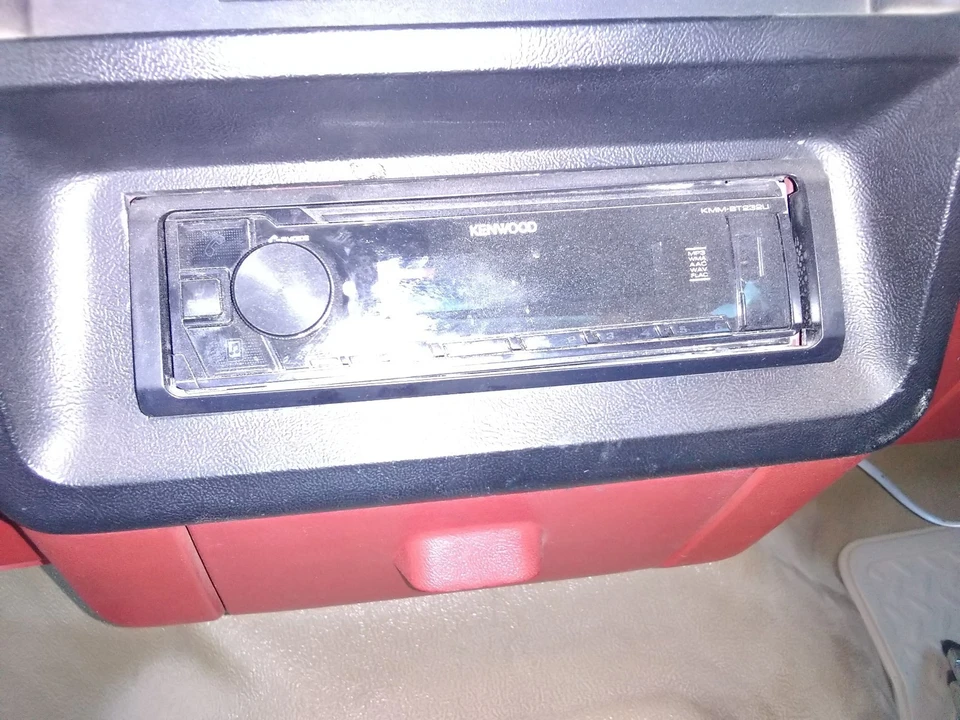 1989 Ford Bronco 4th Gen - Image 16 of 31