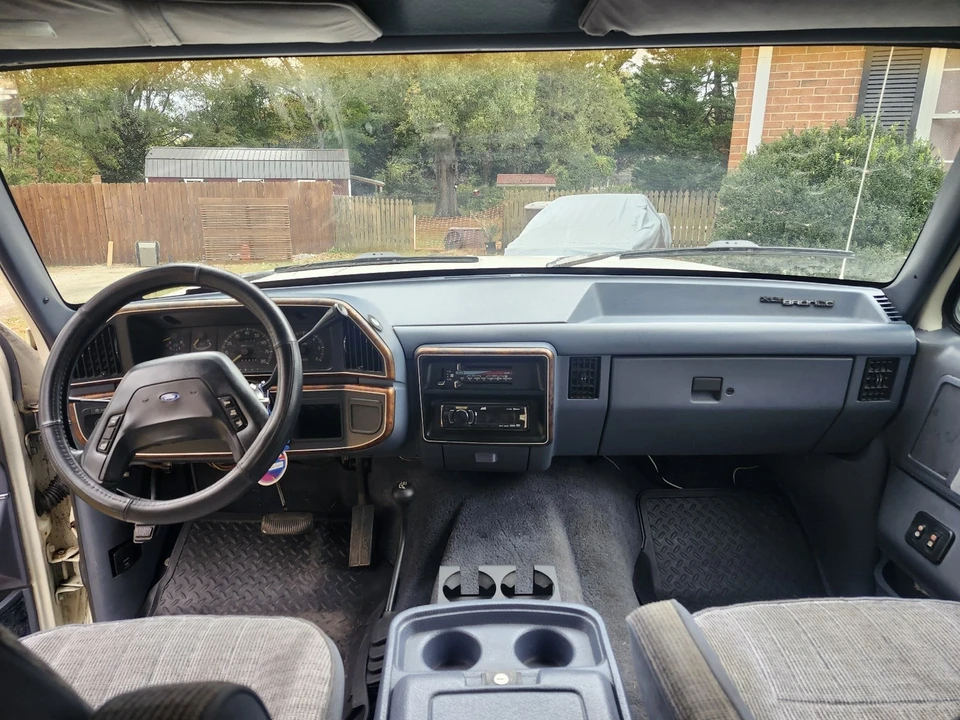 1989 Ford Bronco 4th Gen - Image 13 of 21