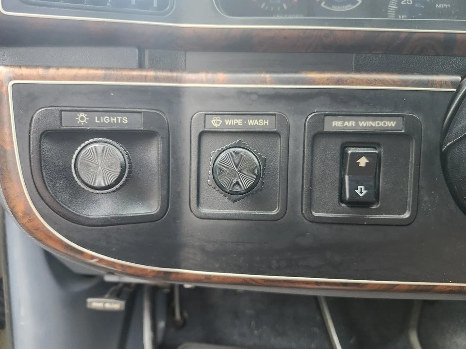 1989 Ford Bronco 4th Gen - Image 14 of 21