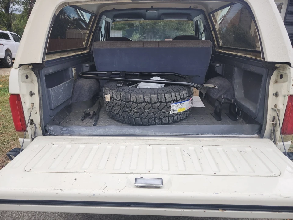 1989 Ford Bronco 4th Gen - Image 17 of 21