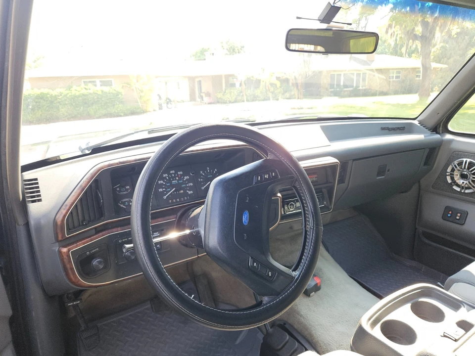 1989 Ford Bronco 4th Gen - Image 11 of 21