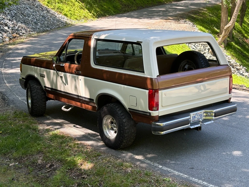 1989 Ford Bronco 4th Gen - Image 4 of 31