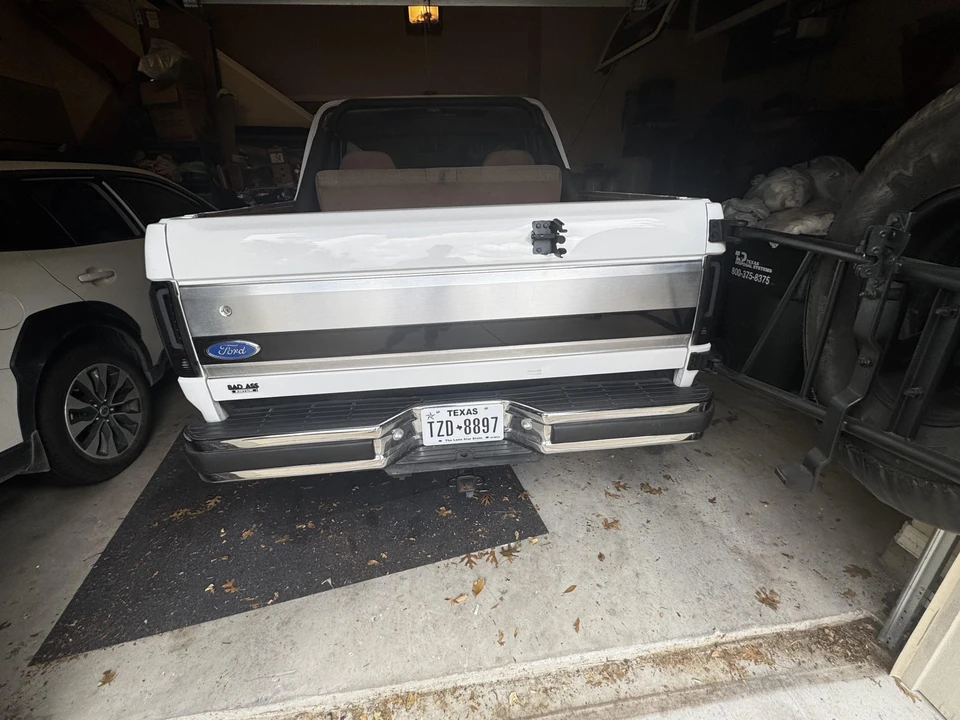 1989 Ford Bronco 4th Gen - Image 14 of 31