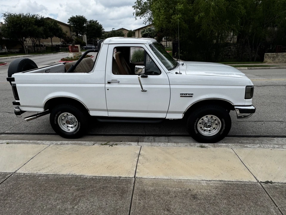 1989 Ford Bronco 4th Gen - Image 9 of 31