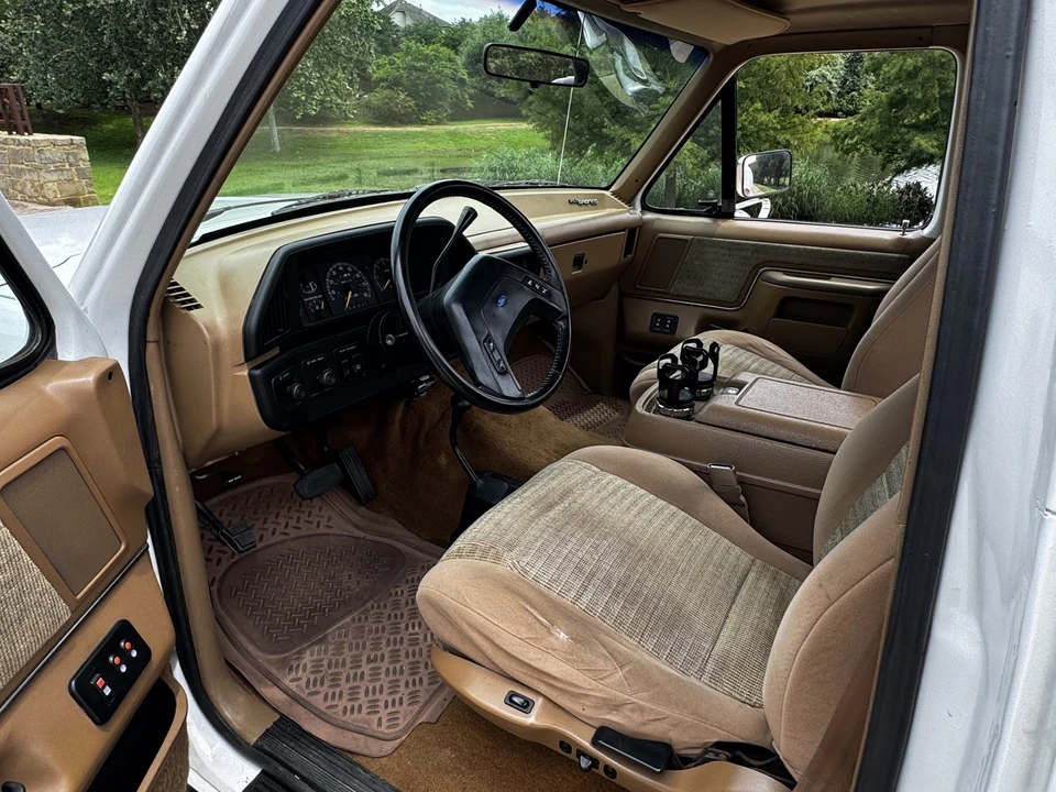 1989 Ford Bronco 4th Gen - Image 26 of 31