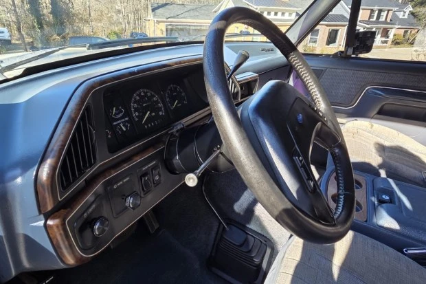 1989 Ford Bronco 4th Gen - Image 5 of 7