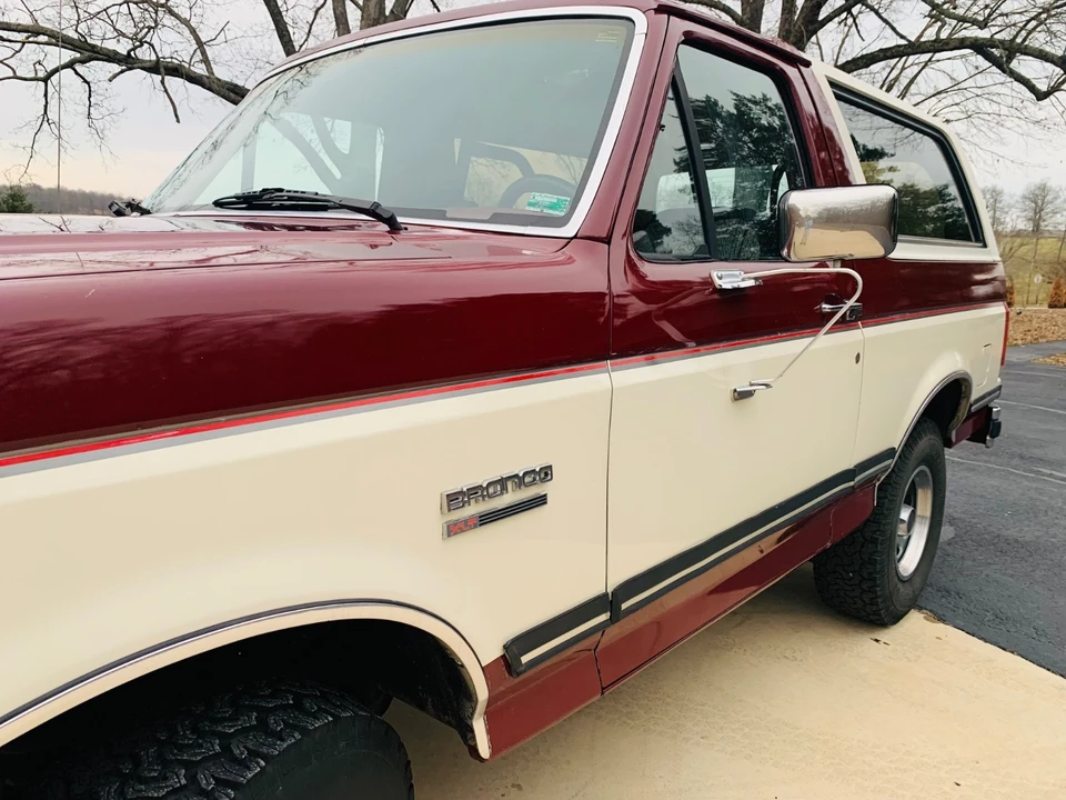1989 Ford Bronco 4th Gen - Image 5 of 18