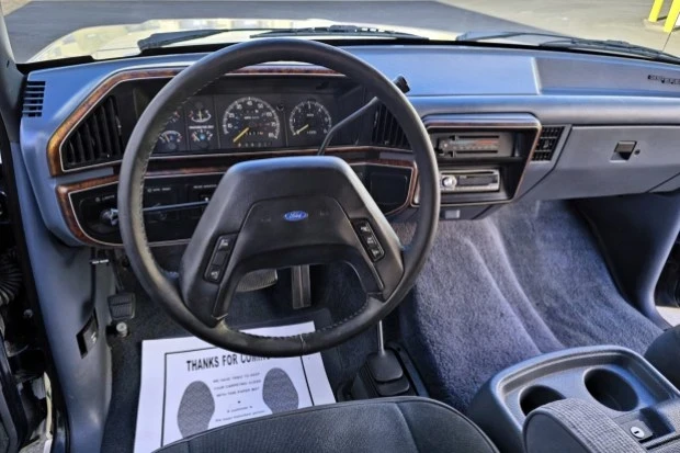 1989 Ford Bronco 5th Gen - Image 5 of 8